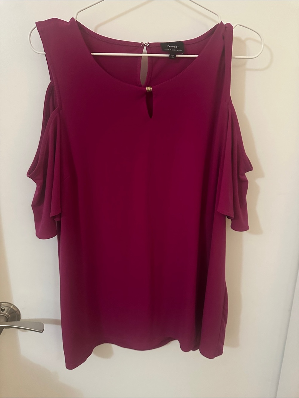 Bardot Berry Dark Pink Cold Shoulder Sleeve Top Size L